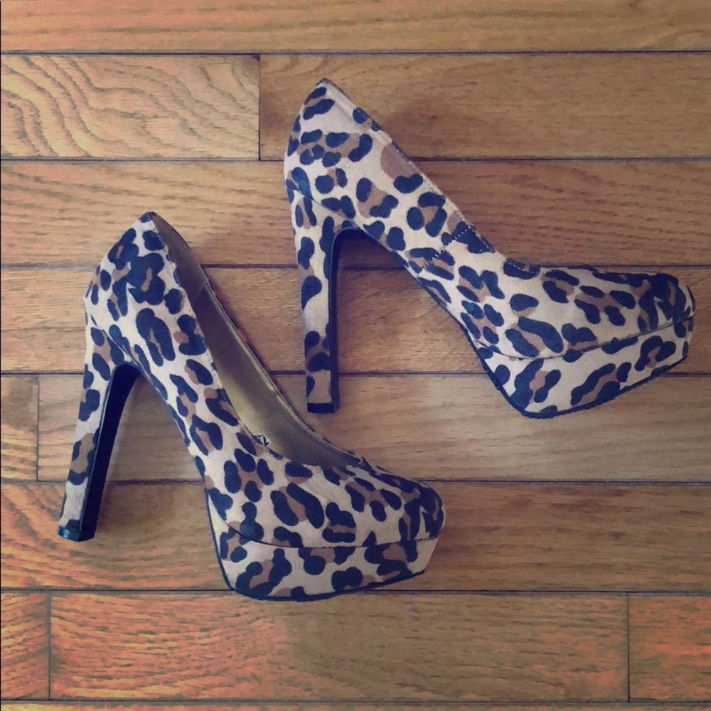 Mossimo leopard platform heels